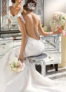 Mababang Baywang - Napakalalim na Leeg na Wedding Dress