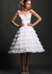 Vestuvinė suknelė su varpelio sijonu