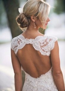 Čipkované svadobné šaty bez chrbta