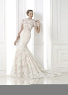 Gaun pengantin duyung oleh pronovias