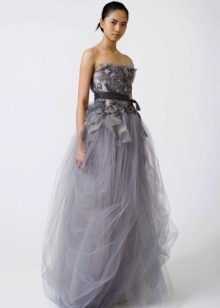 kolekce svatebních šatů od Vera Wong