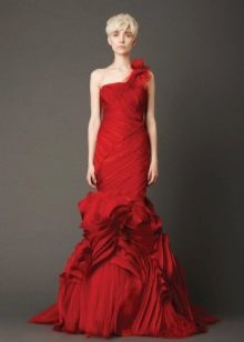 Rotes Hochzeitskleid