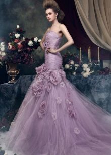 Gaun pengantin musim panas ungu