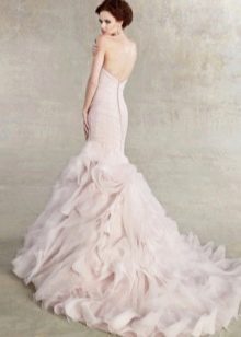 Lace wedding dress na may tren