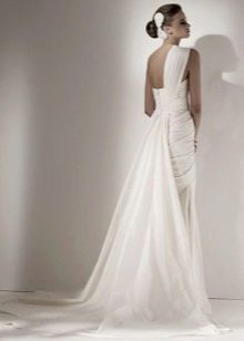 فستان زفاف مع ذيل شيفون