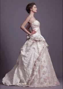Bujné svadobné šaty od Anastasie Gorbunovovej