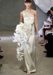 Karolīnas Herreras ampīra stila kāzu kleita
