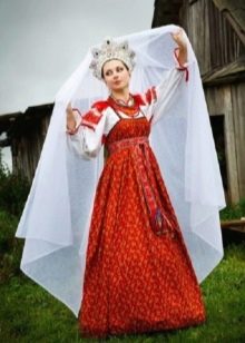 Vestido de novia en estilo ruso