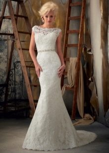 Mermaid fishnet wedding dress para sa mga mature bride