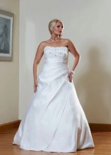 Gaun pengantin untuk berambut perang gemuk