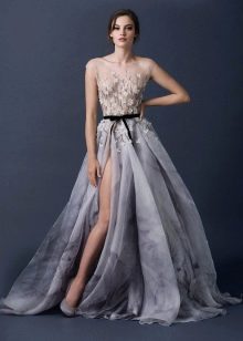 Gaun pengantin oleh Paolo Sebastian