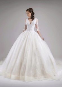Princesės stiliaus vestuvinė suknelė