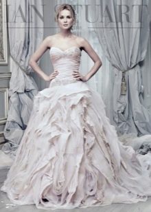 Vestido de novia drapeado de Ian Stuart