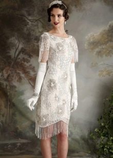 Trumpa vintažinė vestuvinė suknelė