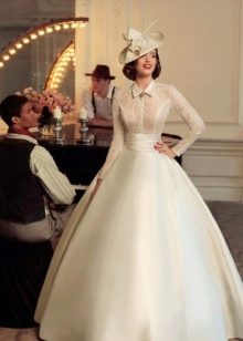 Tatjanas Kaplunas retro stila kāzu kleita