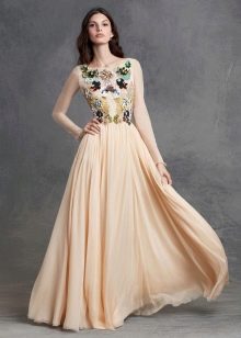 Gaun malam oleh Dolce&Gabbana