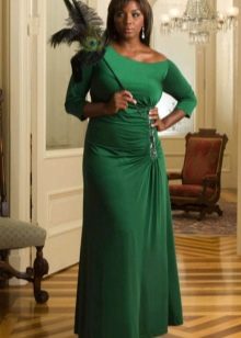 Зелена рокля-калъф за цяла вечер