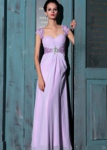 Gaiši violeta kleita