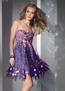 Gaun ungu malam dengan labuci