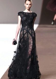 Gaun malam dari Elie Saab hitam