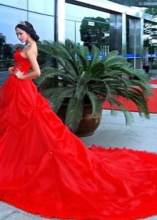 Vestido de novia rojo