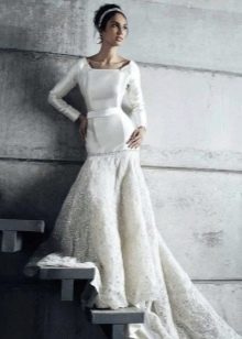 Undinėlės vestuvinė suknelė su rankovėmis