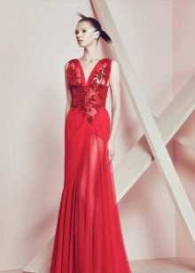 Gaun malam garis leher terjun merah