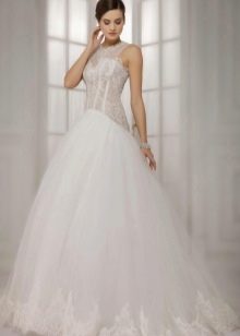 Nadýchané svadobné šaty čipka s nízkym pásom