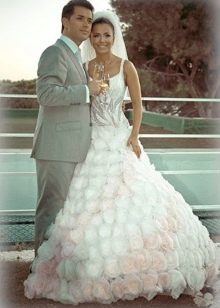 Vjenčanica Ani Lorak ružičasto-bijela haljina