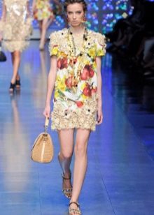 Váy dạ hội dệt kim ngắn của Dolce & Gabbana