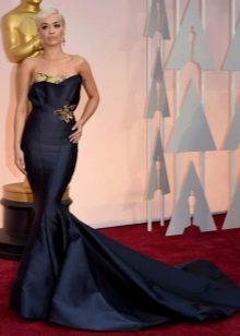Vestido de noite sereia por Rita Ora