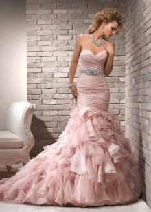Rózsaszín sellő esküvői ruha