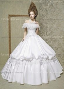 Retro stiliaus viliojanti vestuvinė suknelė