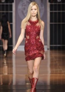Váy ngắn dạ hội đỏ đón Tết 2016
