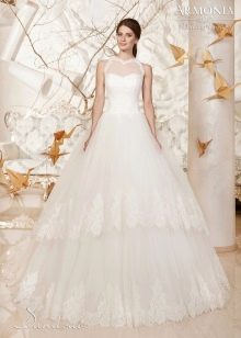 Vestuvinė suknelė su daugiasluoksniu sijonu iš Breath of Spring kolekcijos