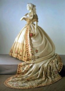 Vintage vyšívané svatební šaty
