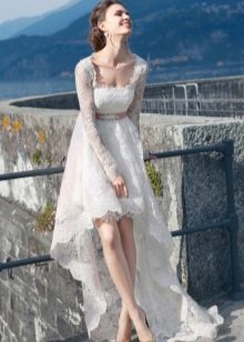Vestido de novia de encaje corto por delante largo por detrás