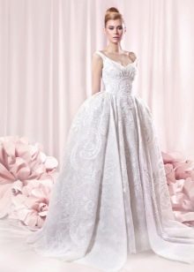 Gaun pengantin klasik bengkak