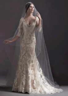 Mermaid wedding dress with ivory lace sleeve