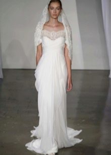 Gaun pengantin Yunani dengan renda