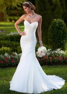 Elegantiška undinėlės vestuvinė suknelė