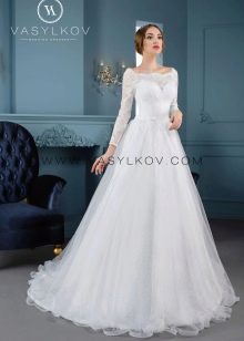 Vestuvinė nėriniuota suknelė iš Vasilkov