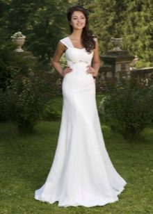 Straight wedding dress from the Brilliant collection by Hadassa