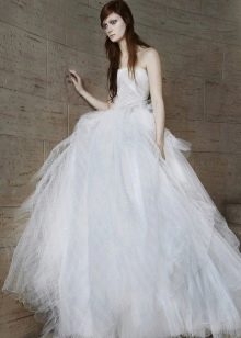 Gaun pengantin 2015 dari tulle bengkak Vera Wang