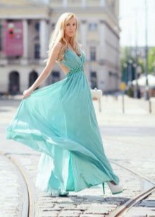 Délicate robe turquoise