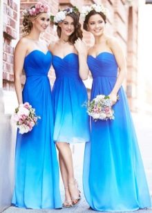Světle modré šaty