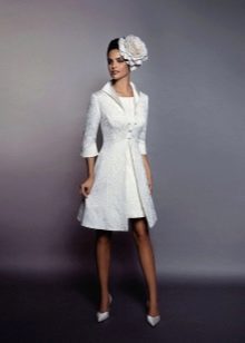 فستان زفاف قصير من انطونيا ريفا