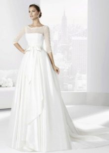 Klasické uzavreté nadýchané svadobné šaty