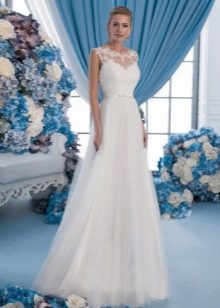 Klasiska taisna kāzu kleita ar mežģīnēm