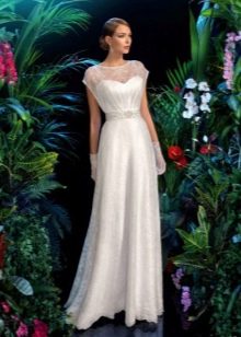 L'abito da sposa della collezione Moon Light di Kookla non è lussureggiante